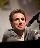 Filename=CEW-WonderCon_003.jpg
Filesize=297KiB
Dimensions=1334x2000
Date added=Sep 26, 2017 CEW-WonderCon_003.jpg