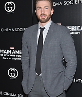 CEW-CaptainAmericaWInterSoldier_001.jpg